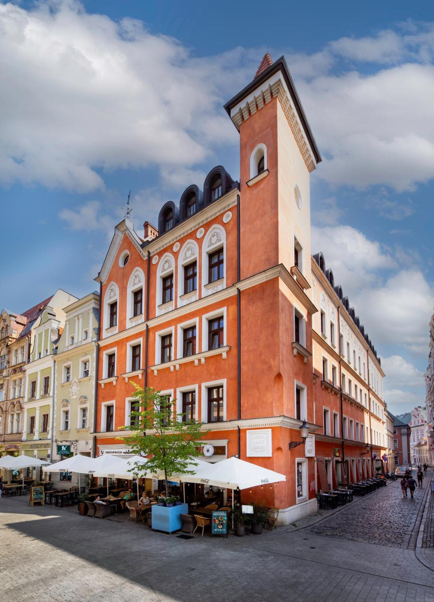 Отель Palazzo Rosso Old Town Познань Экстерьер фото